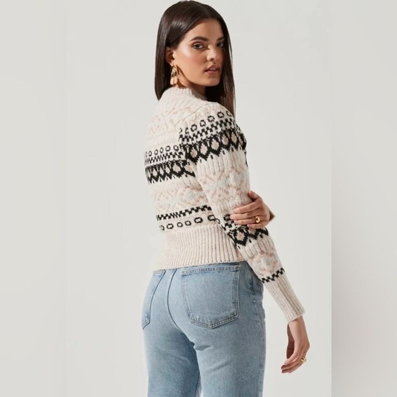 ASTR The label Maria Mock Neck Fair Isle Wool Blend Soft & Cozy Sweater Large - Picture 2 of 9